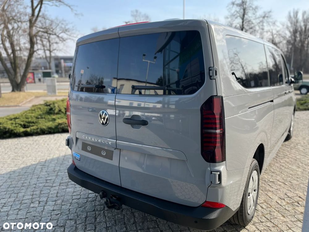 Volkswagen Caravelle - 5
