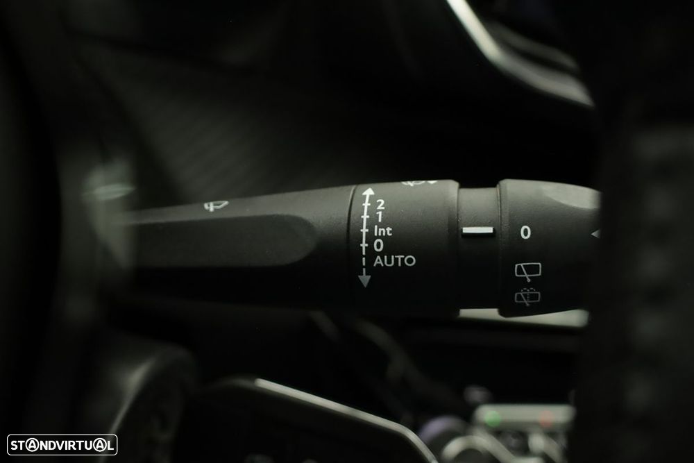 Peugeot 2008 1.2 Allure - 18