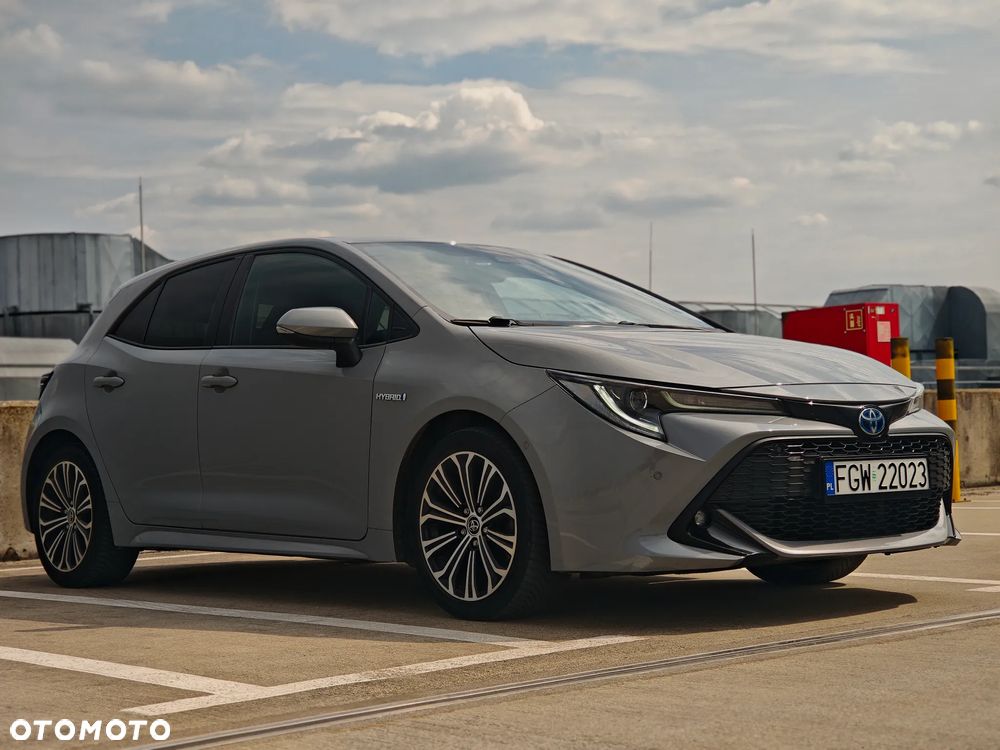 Toyota Corolla 2.0 Hybrid Comfort - 12