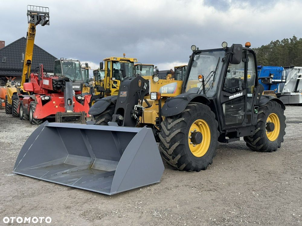 Caterpillar TH337C - 9