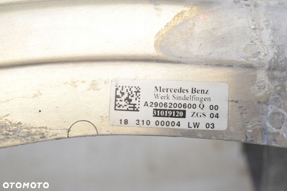 MERCEDES GT 4-DOOR W290 PAS PRZEDNI - 5