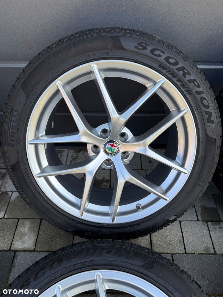 Koła Alfa Romeo Felgi GIULIA STELVIO 8.5" x 20" 5x110 ET31 Opony Pirelli Scorpion 255/45 R20 - 4