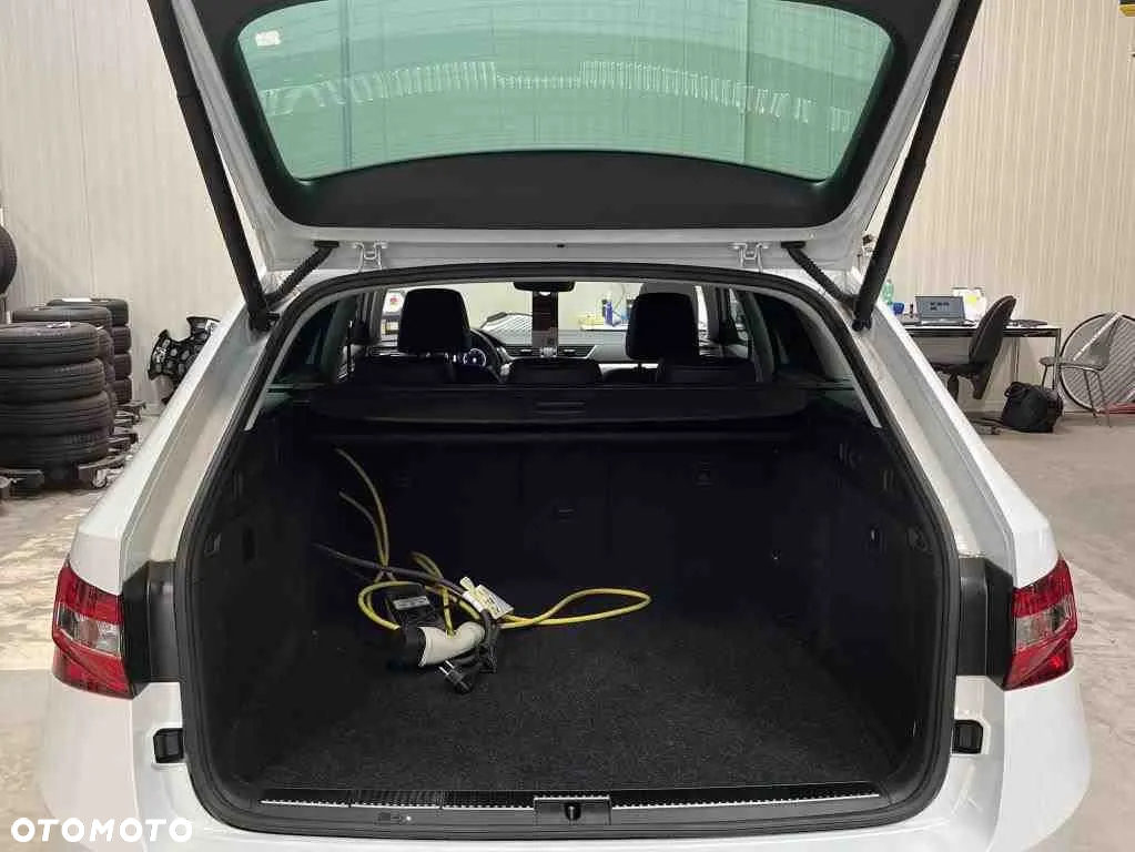 Skoda Superb - 12