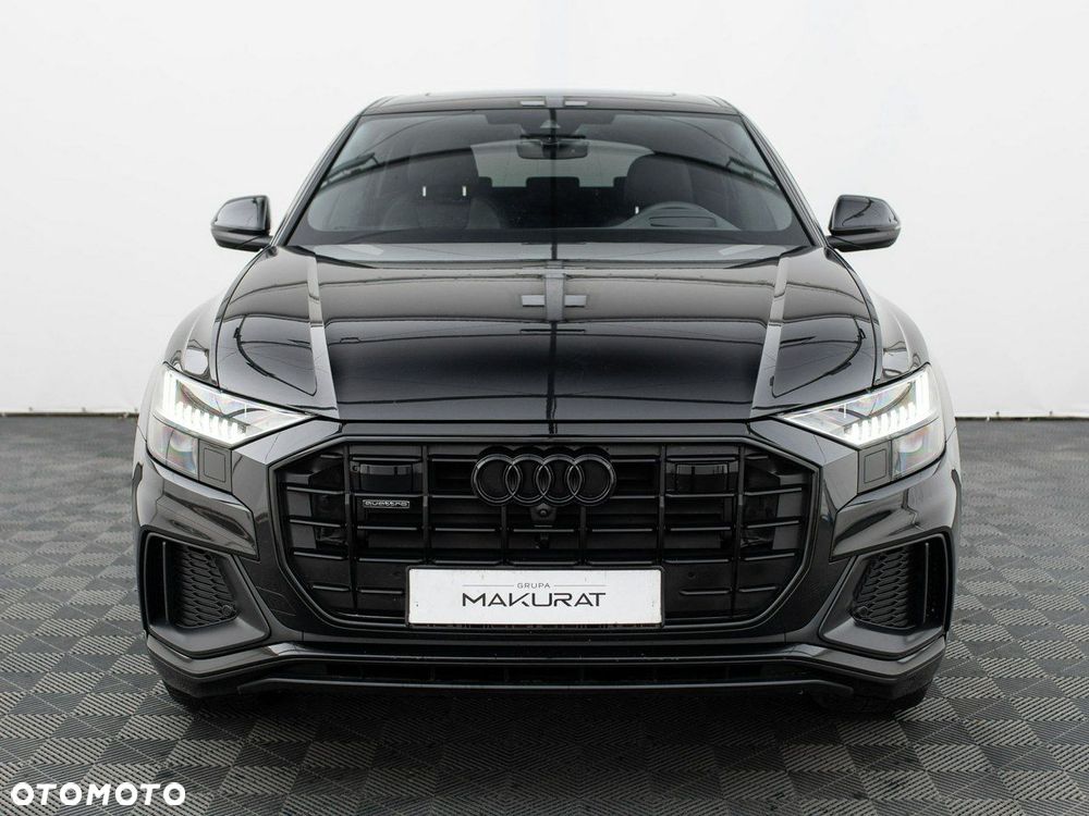 Audi Q8 - 8