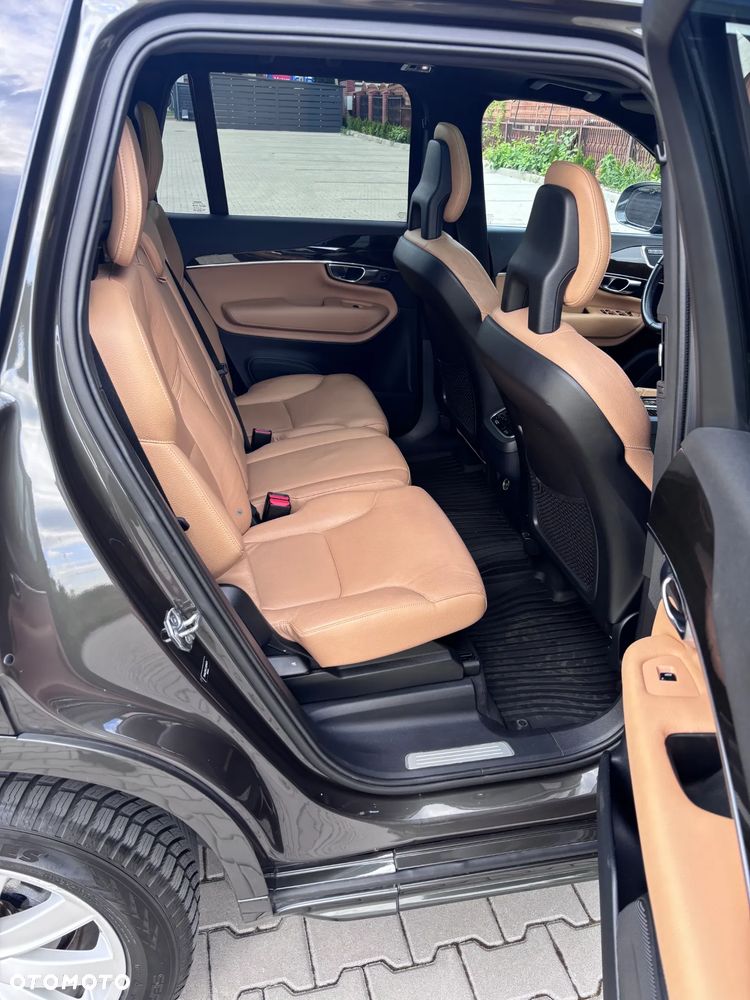 Volvo XC 90 T6 AWD Geartronic Momentum Pro - 25