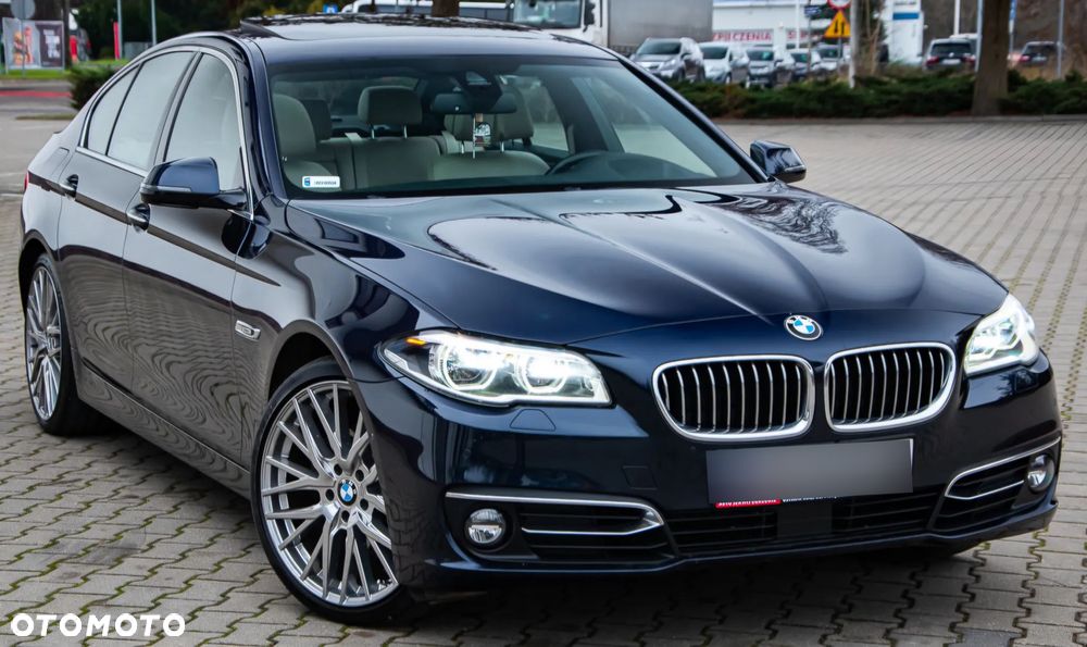 BMW Seria 5 520d Luxury Line - 2