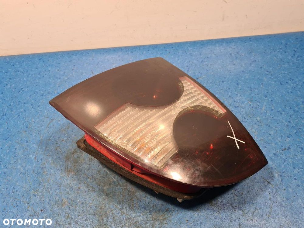 VOLKSWAGEN PASSAT B5 FL SEDAN LAMPA TYŁ PRAWA ZEWNĘTRZNA - 3