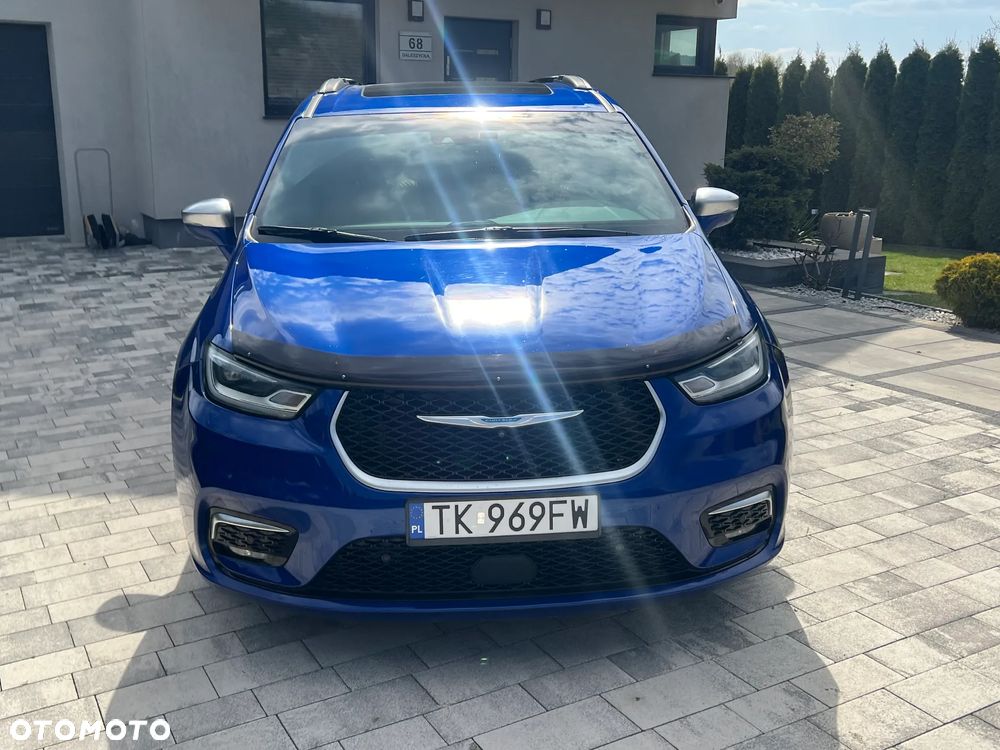 Chrysler Pacifica - 7