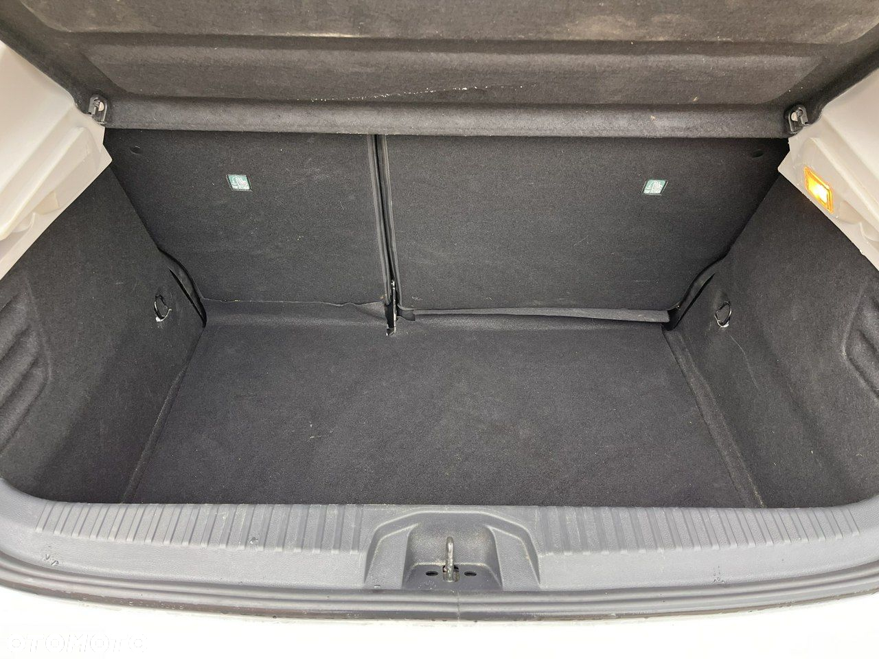 Renault Clio - 25
