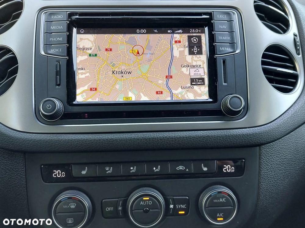 Volkswagen Tiguan 1.4 TSI BlueMotion Technology Lounge Sport & Style - 12