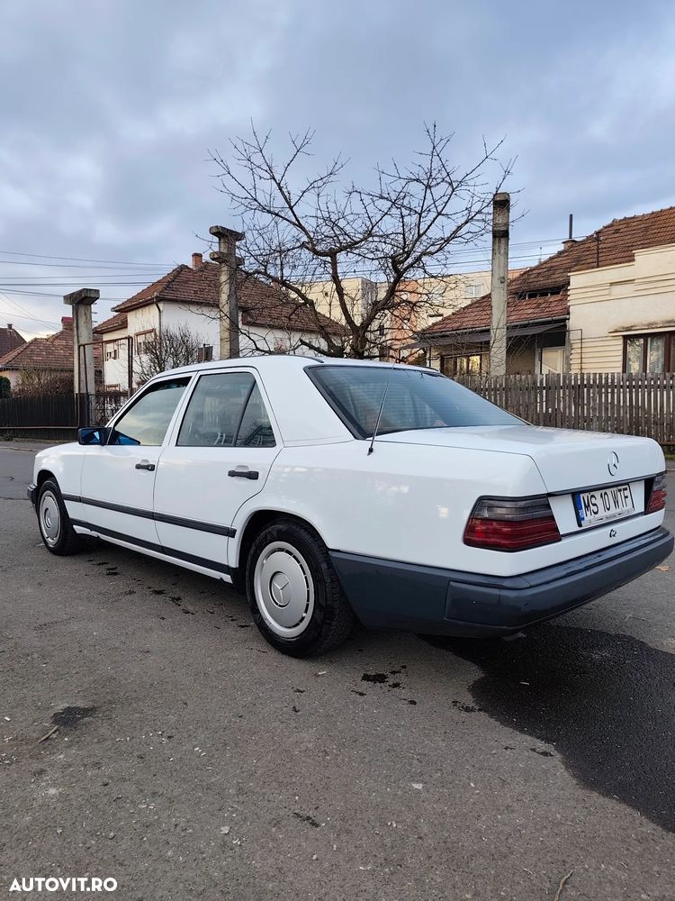 Mercedes-Benz W124 - 3