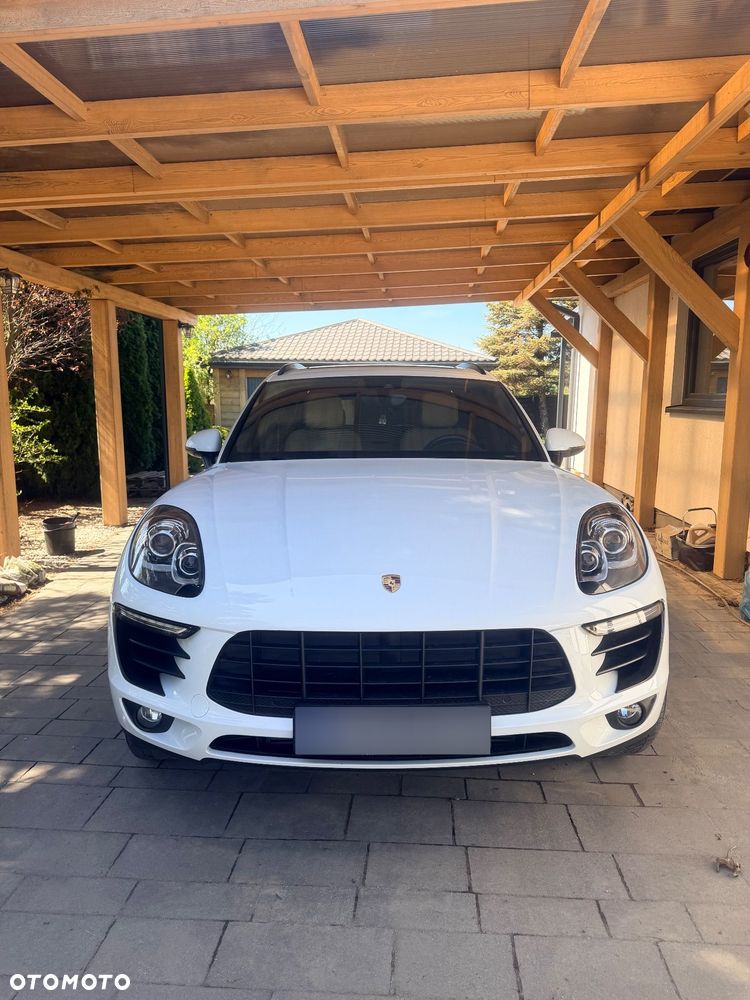 Porsche Macan Standard - 2