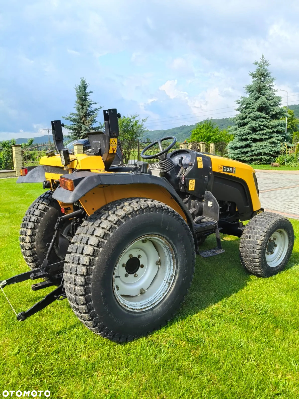 JCB 335 HST - 2