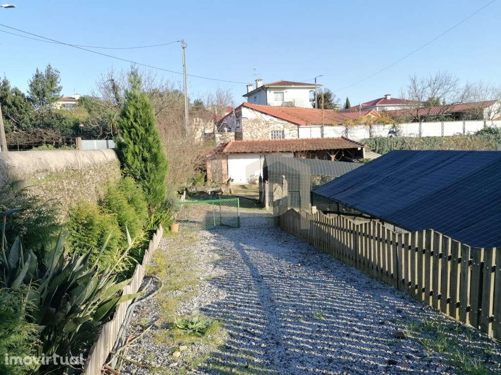 Terreno com 2.430 m² e Ruína em Ribeirão - Grande imagem: 4/20