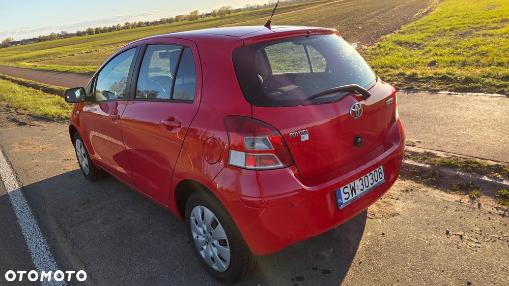 Toyota Yaris 1.33 Sol MM - 2