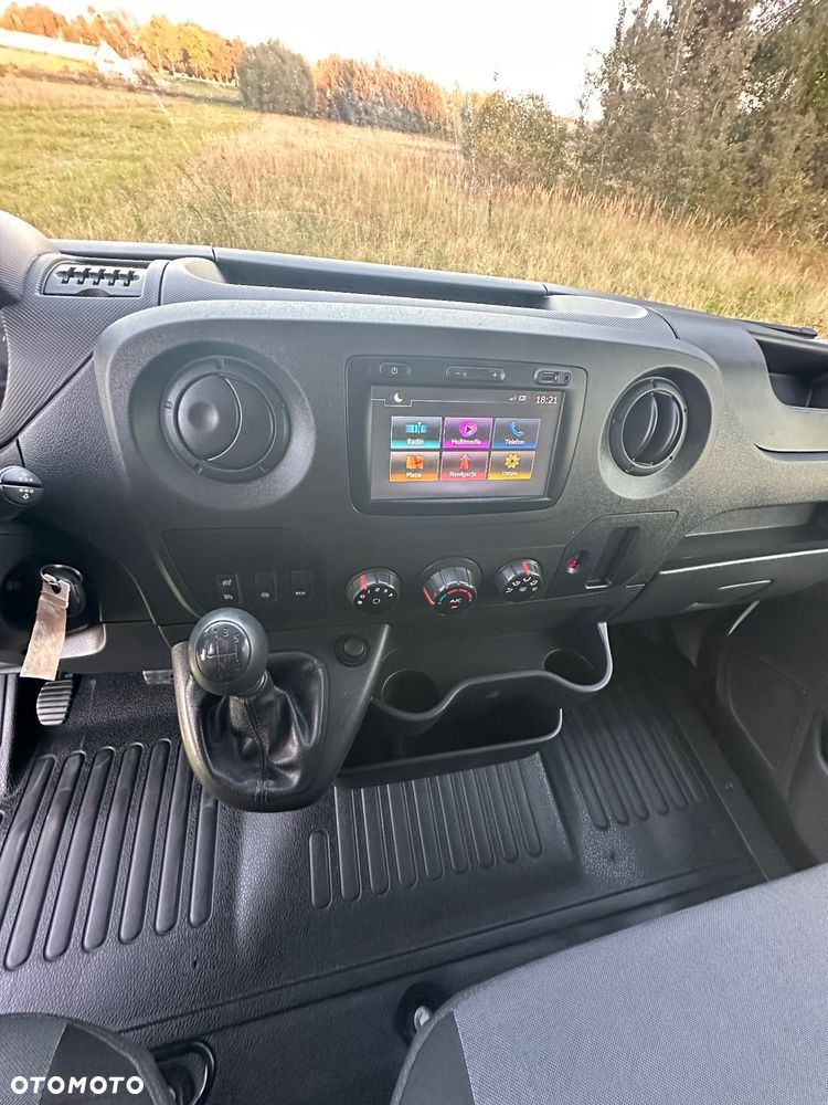 Renault Master - 16