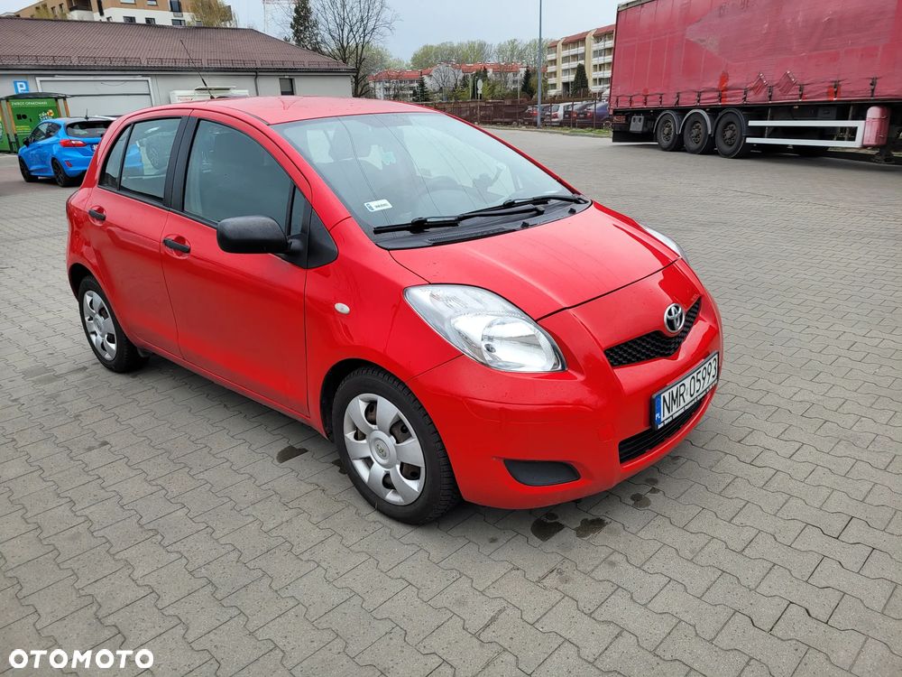 Toyota Yaris 1.33 Luna - 1