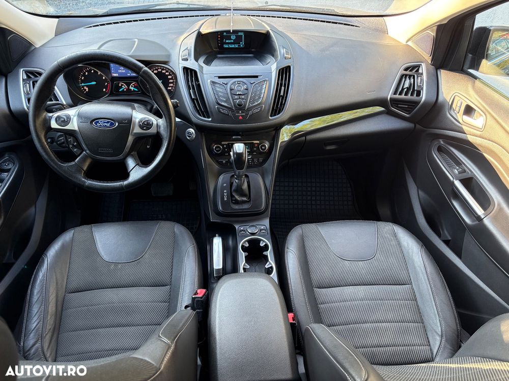Ford Kuga 1.6 EcoBoost 4x4 Aut. Titanium - 9