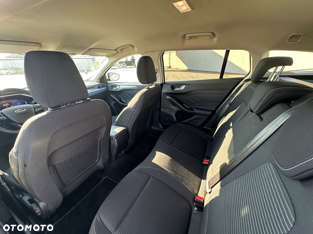 Ford Focus - 10