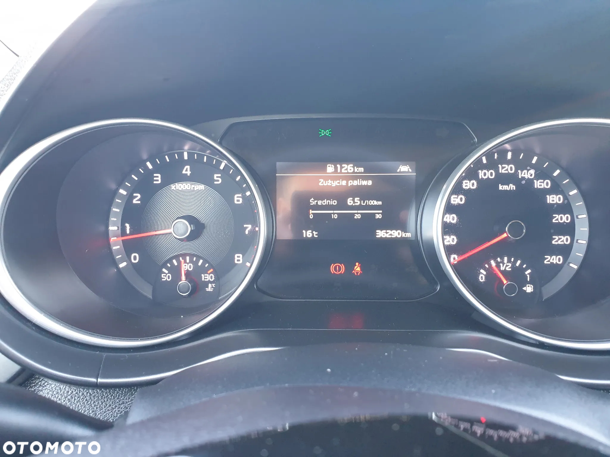 Kia XCeed 1.5 T-GDI M - 15
