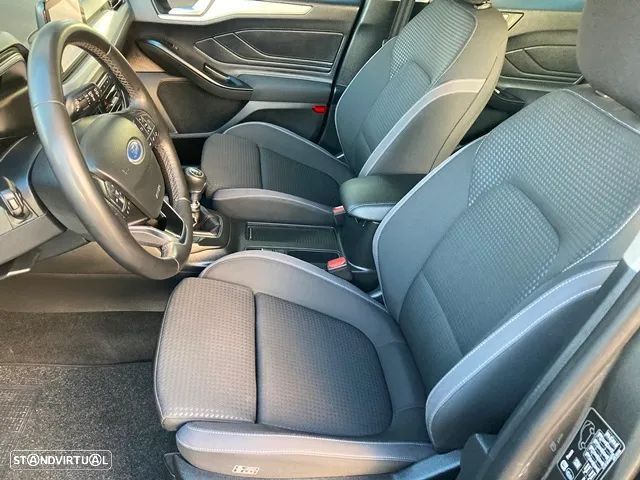 Ford Focus SW 1.5 EcoBlue S&S COOL&CONNECT - 11