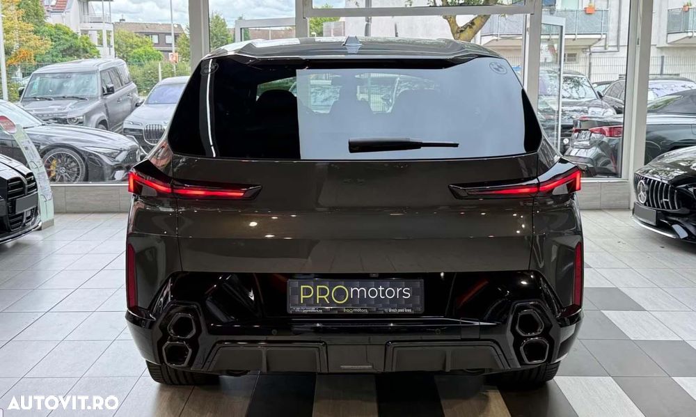 BMW XM - 5