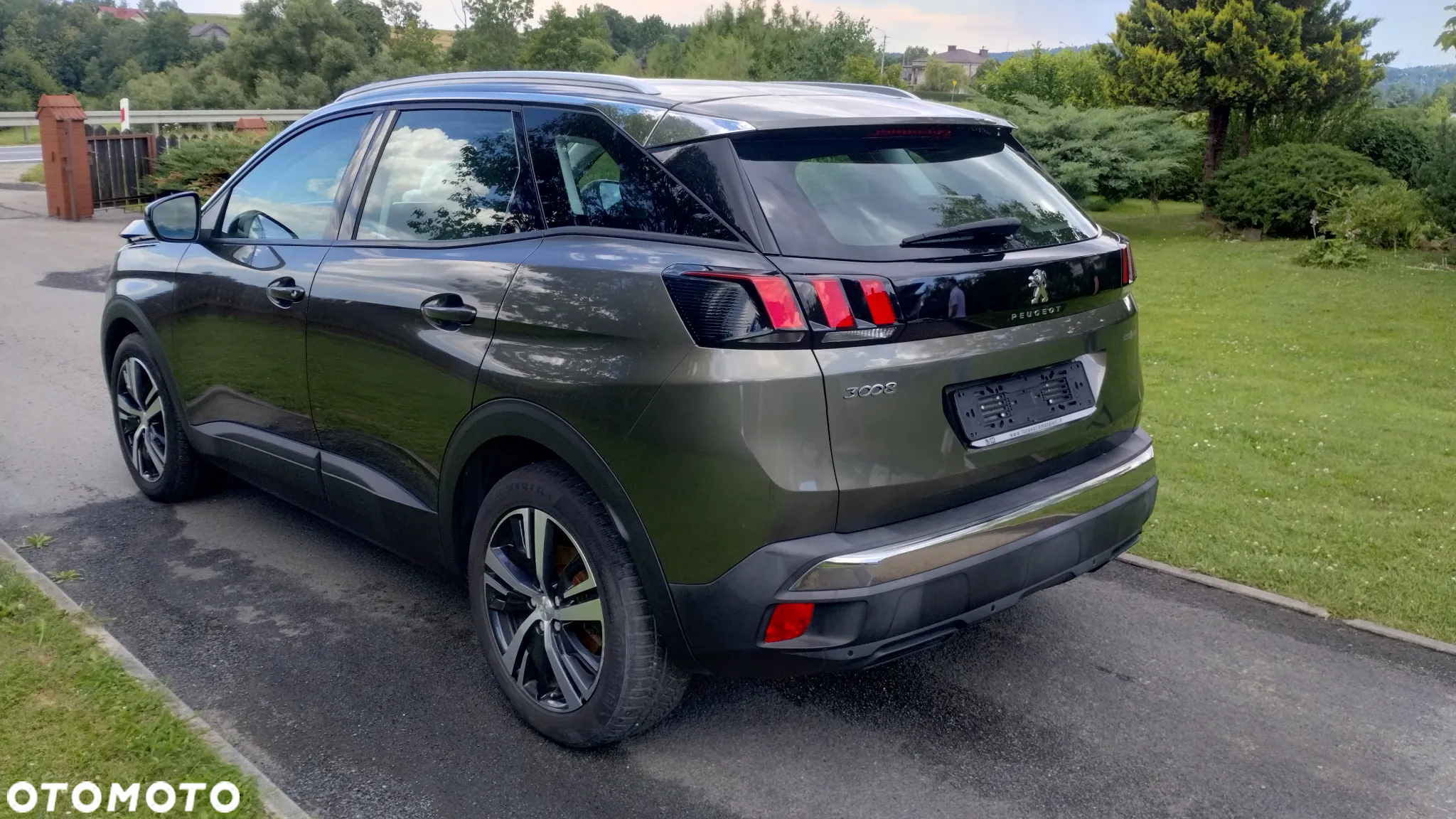 Peugeot 3008 BlueHDi 130 Stop & Start EAT8 Allure Business-Paket - 17