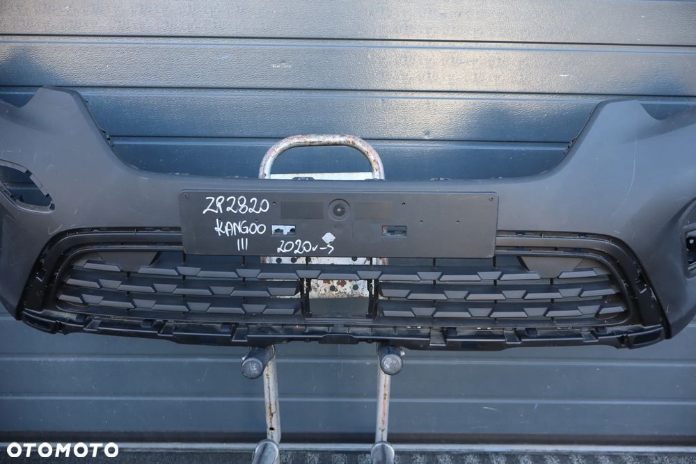 ZDERZAK PRZEDNI PRZÓD RENAULT KANGOO III 3 620225984R 2021 - 5