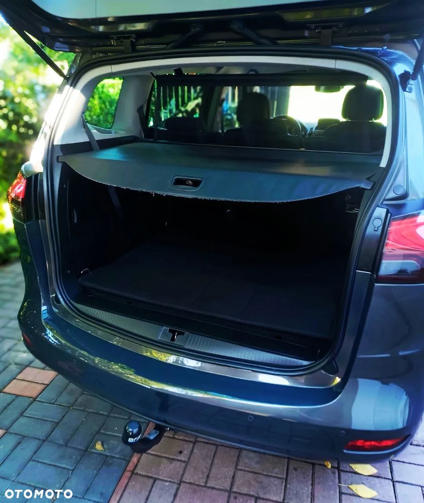 Opel Zafira - 17