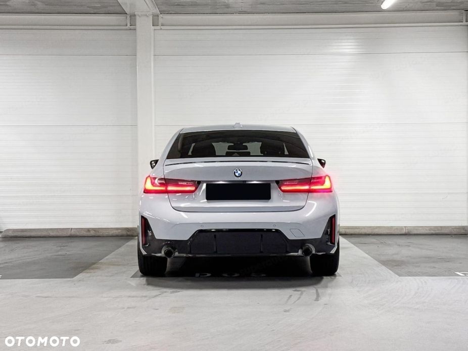 BMW Seria 3 320i xDrive M Sport - 4