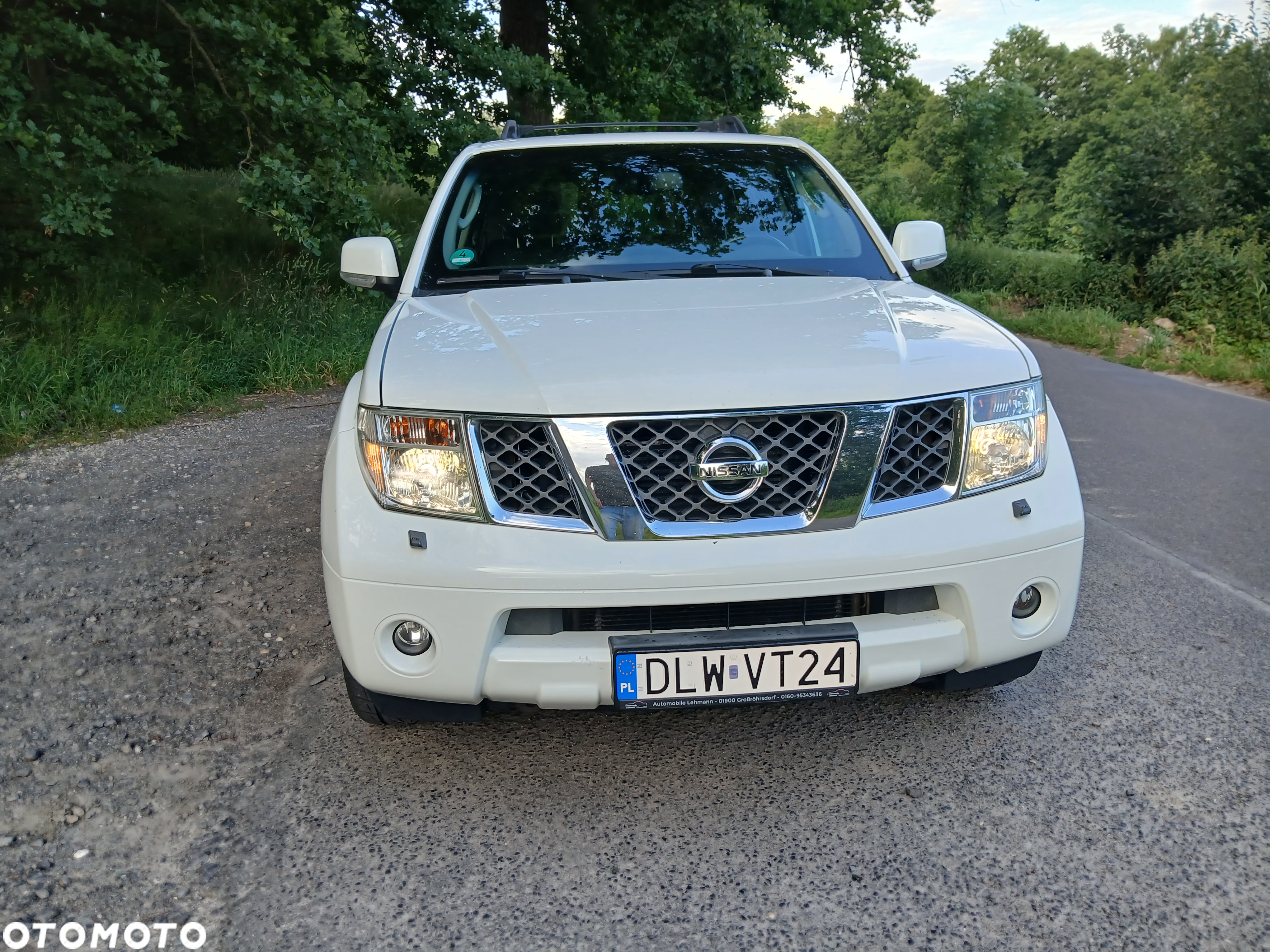 Nissan Pathfinder 2.5 dCi Platinum - 6