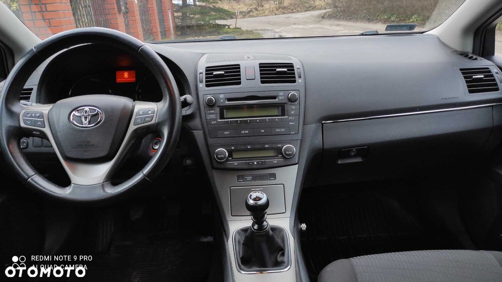 Toyota Avensis - 6