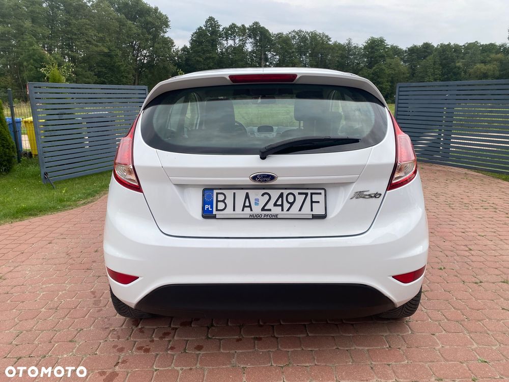 Ford Fiesta - 25