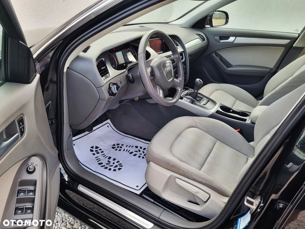Audi A4 Avant 2.0 TDI - 9