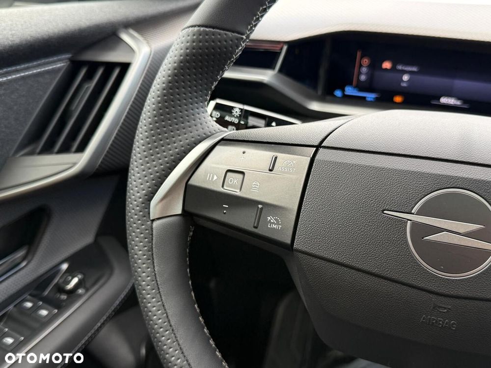Opel Grandland - 17