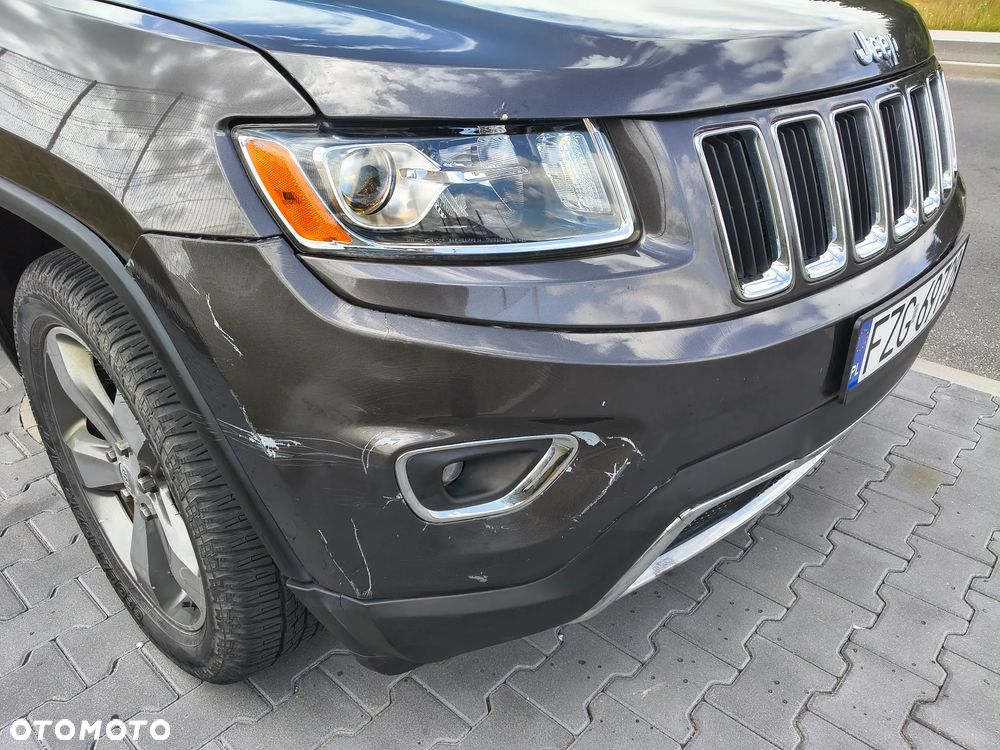 Jeep Grand Cherokee - 17