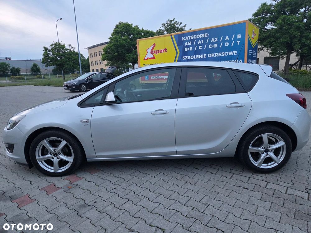 Opel Astra 1.4 Turbo ENERGY - 5