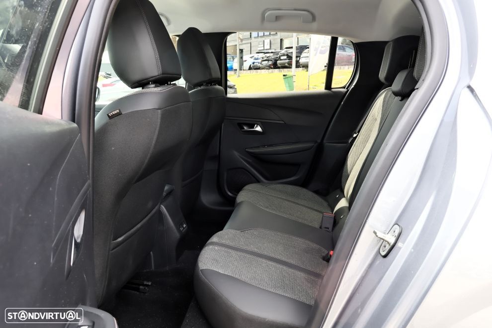 Peugeot e-208 51 kWh Allure - 17