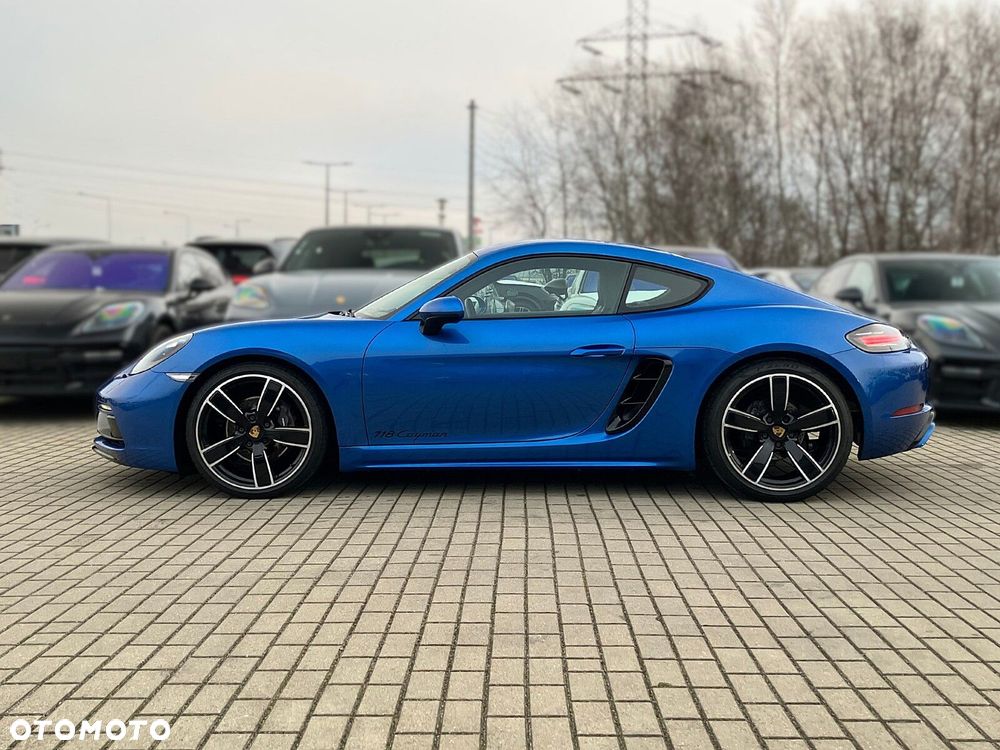 Porsche 718 Cayman - 10