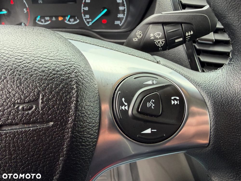 Ford Transit Connect - 13