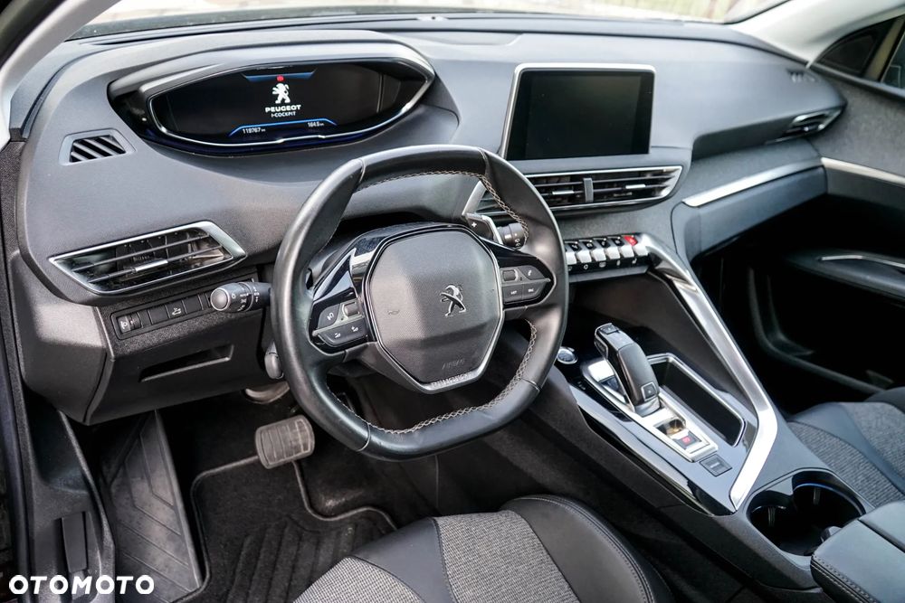 Peugeot 3008 BlueHDi 130 Stop & Start EAT8 Allure - 24