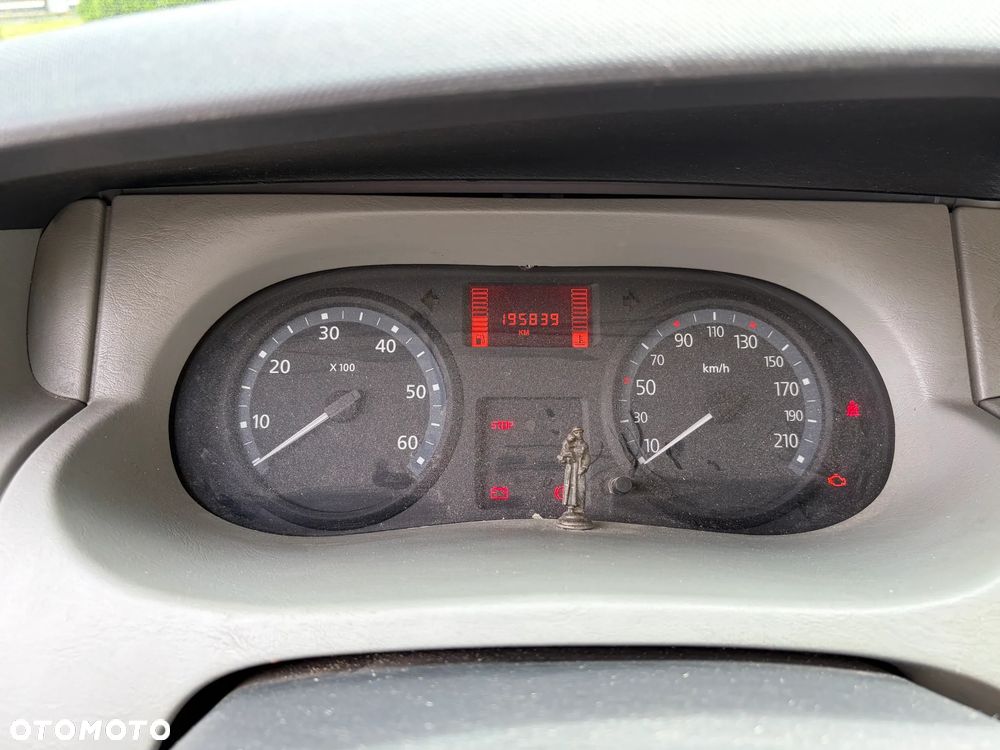 Renault TRAFIC - 17