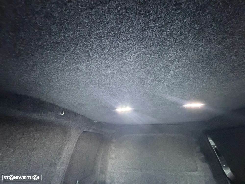 VW Caddy 25 2.0 TDI DSG - 18