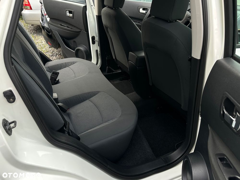 Nissan Qashqai 1.6 acenta - 17