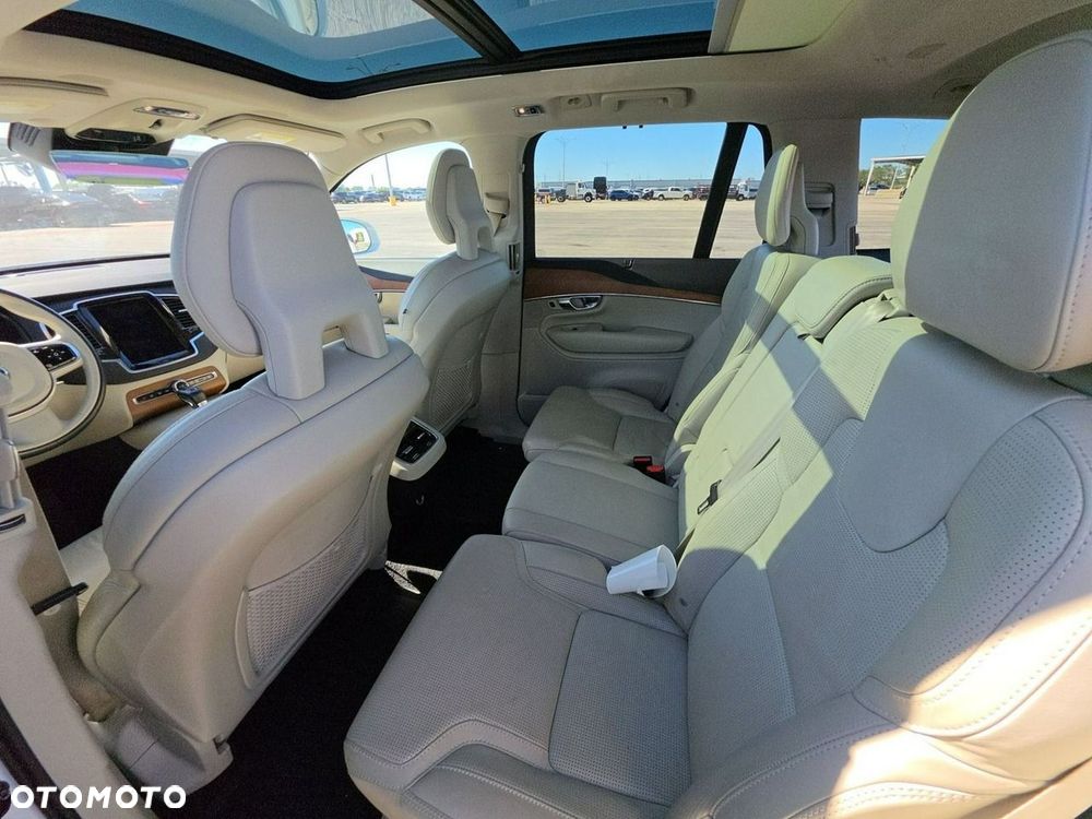 Volvo XC 90 - 19