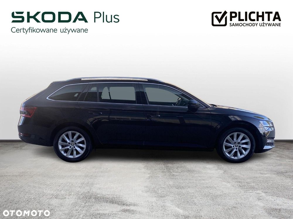 Skoda Superb 2.0 TDI SCR 4x4 Style DSG - 6