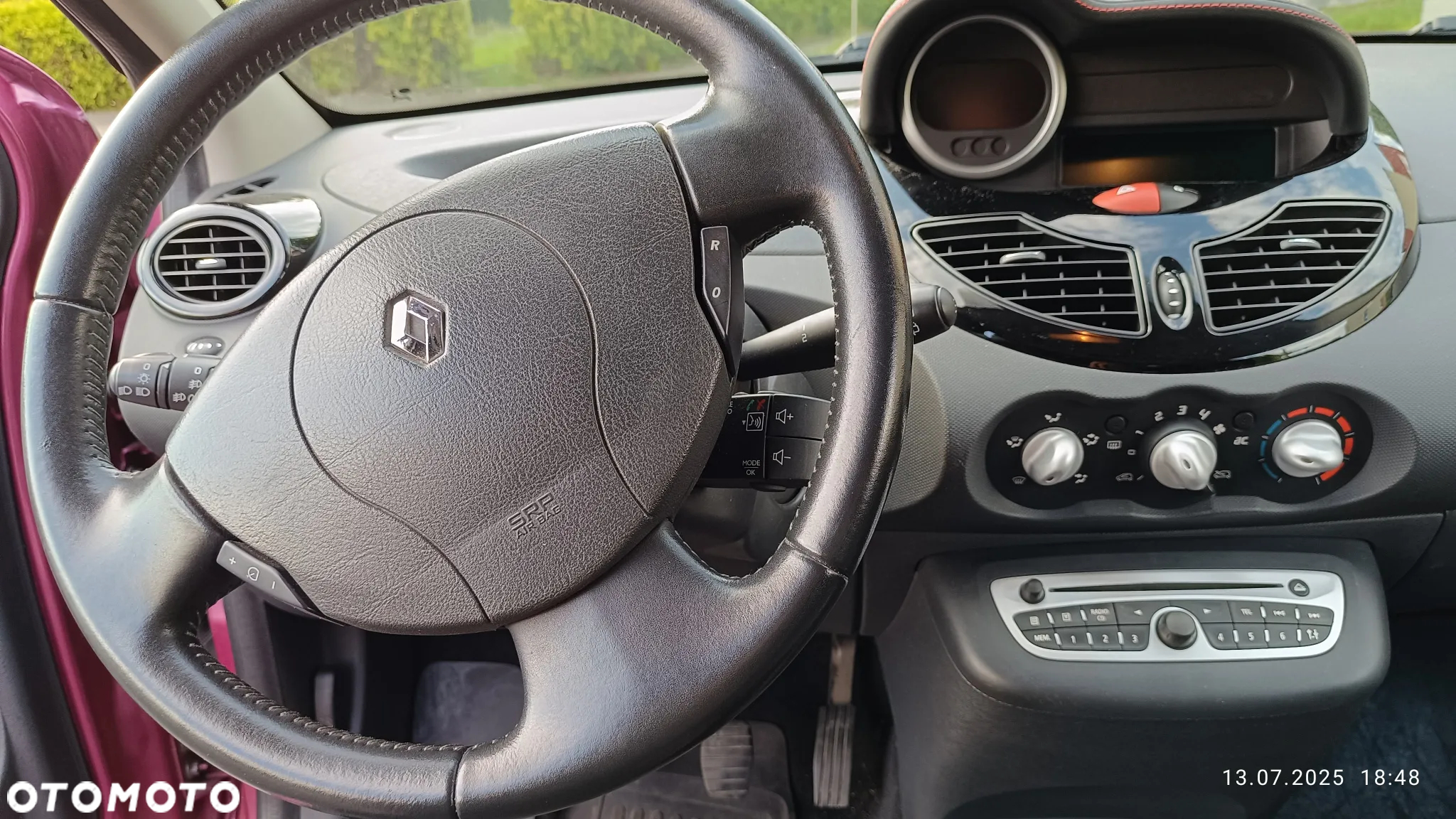 Renault Twingo 1.2 16V Eco Access - 12