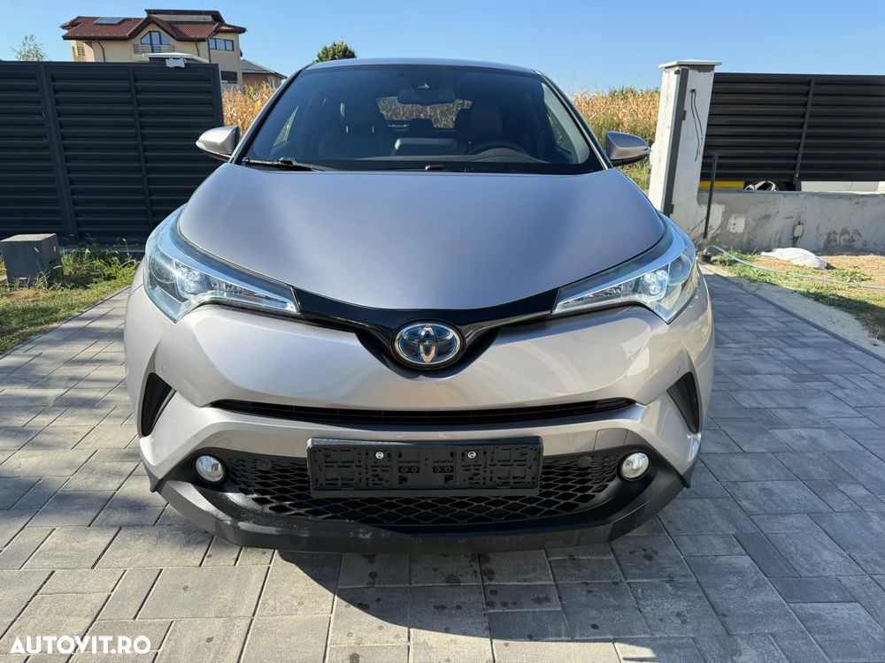 Toyota C-HR Lounge - 2