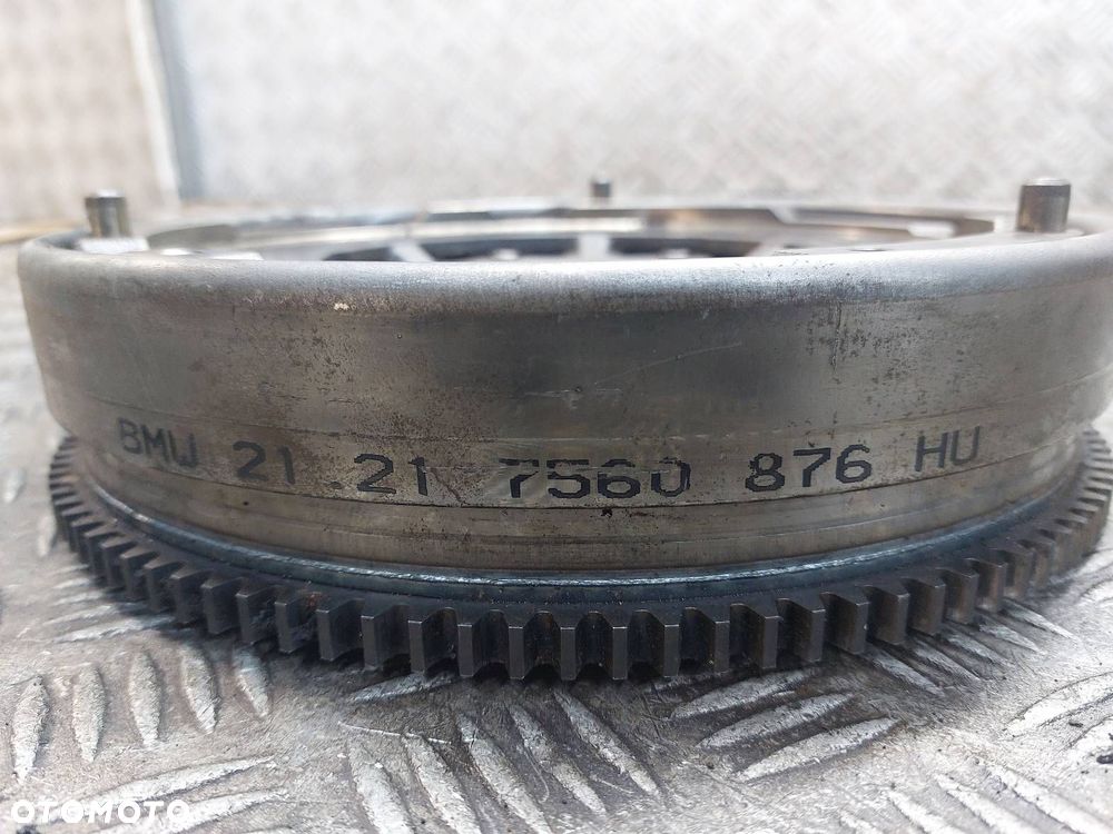 KOŁO DWUMASOWE + TARCZA + DOCISK + ŁOŻYSKO OPOROWE BMW E91 318i 7560876 - 3