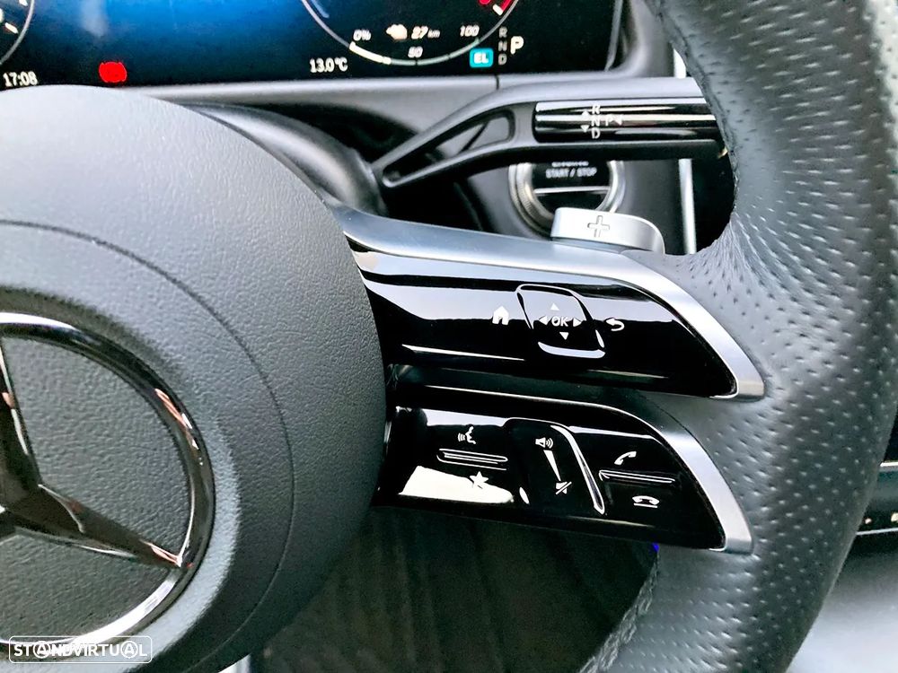 Mercedes-Benz E 300 e AMG Line - 17